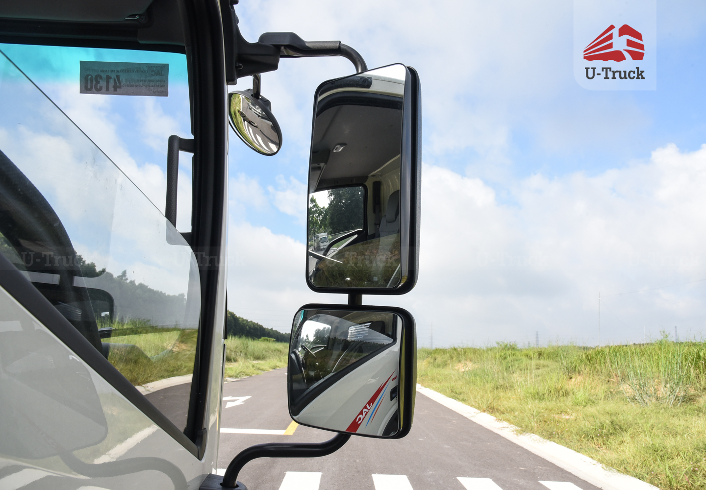 Xe tải JAC N200S Thùng kín 1T9