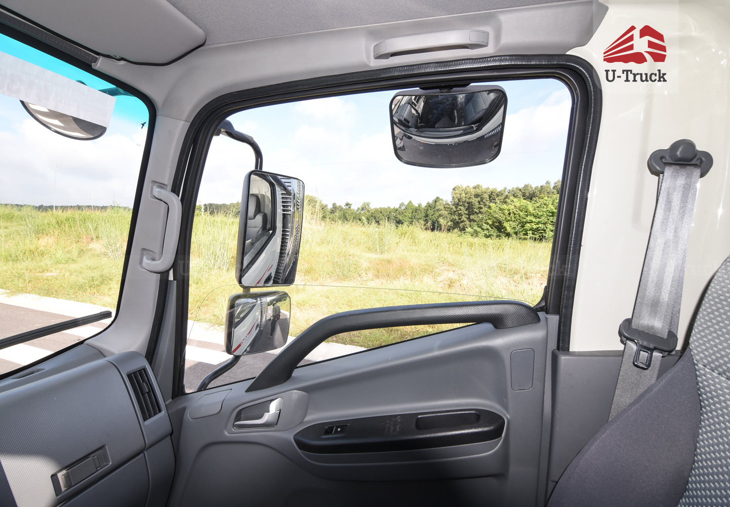 Xe tải JAC N200S Thùng kín 1T9