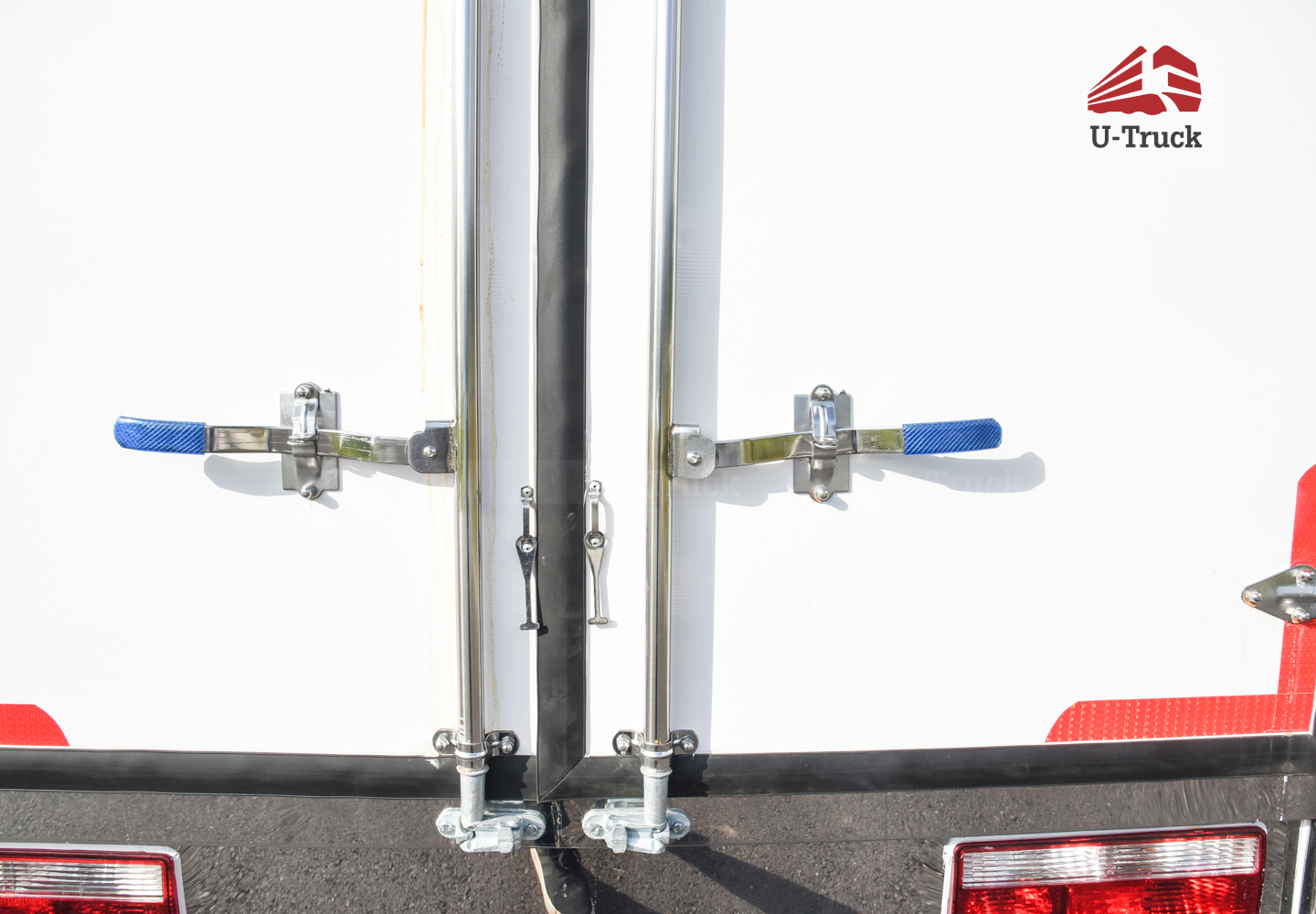 Xe tải JAC N350S 4X2 Thùng kín