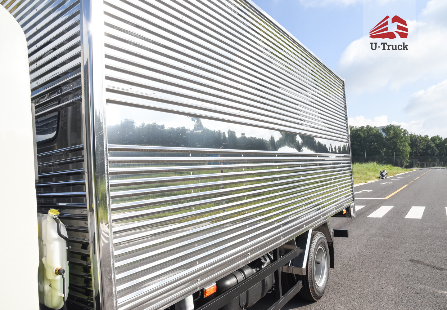 Xe tải JAC N350S 4X2 Thùng kín