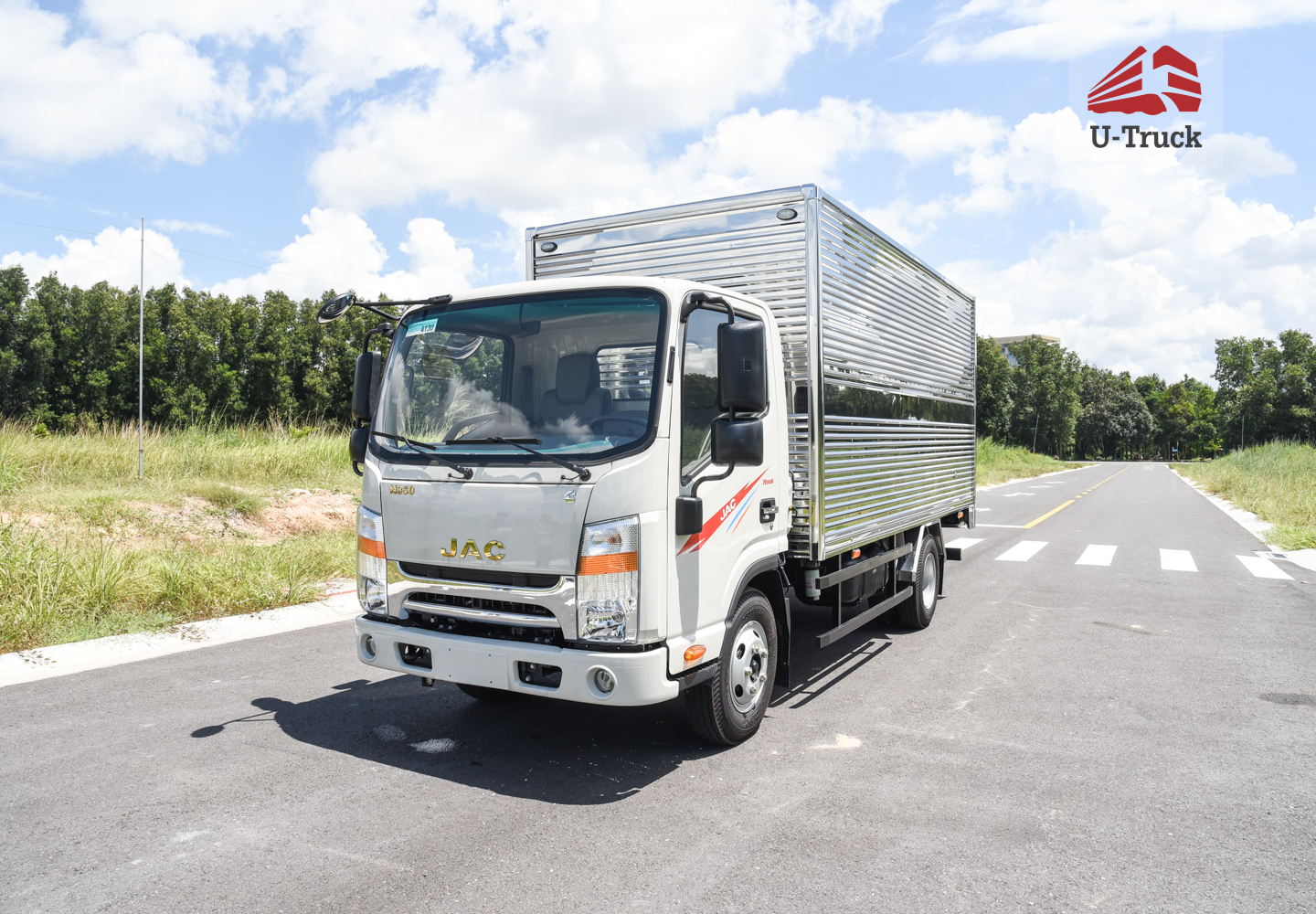 Xe tải JAC N350S 4X2 Thùng kín