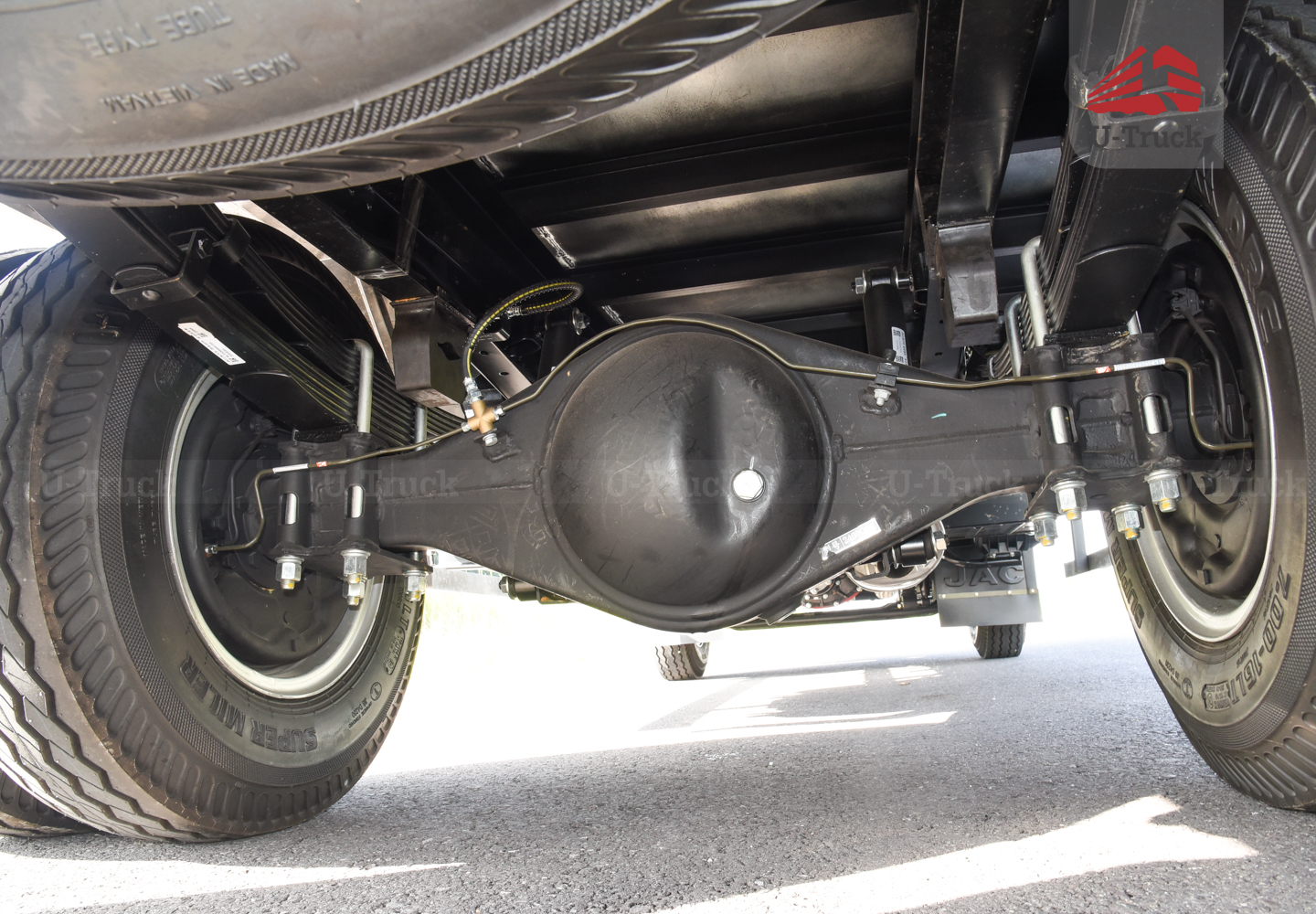 Xe tải JAC N350S 4X2 Thùng kín