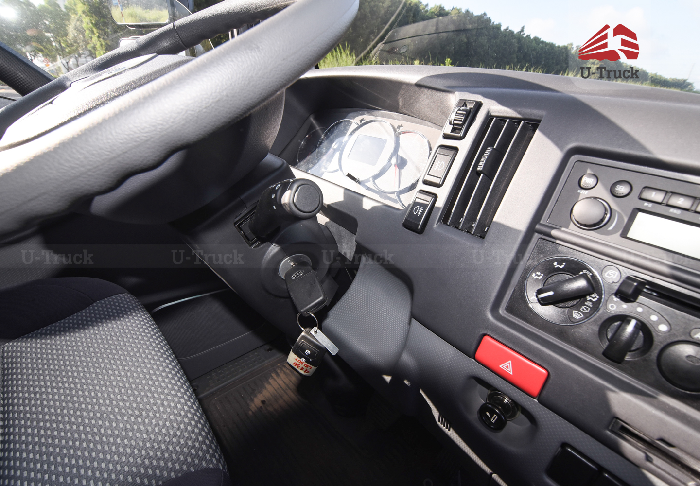 Xe tải JAC N350S 4X2 Thùng kín