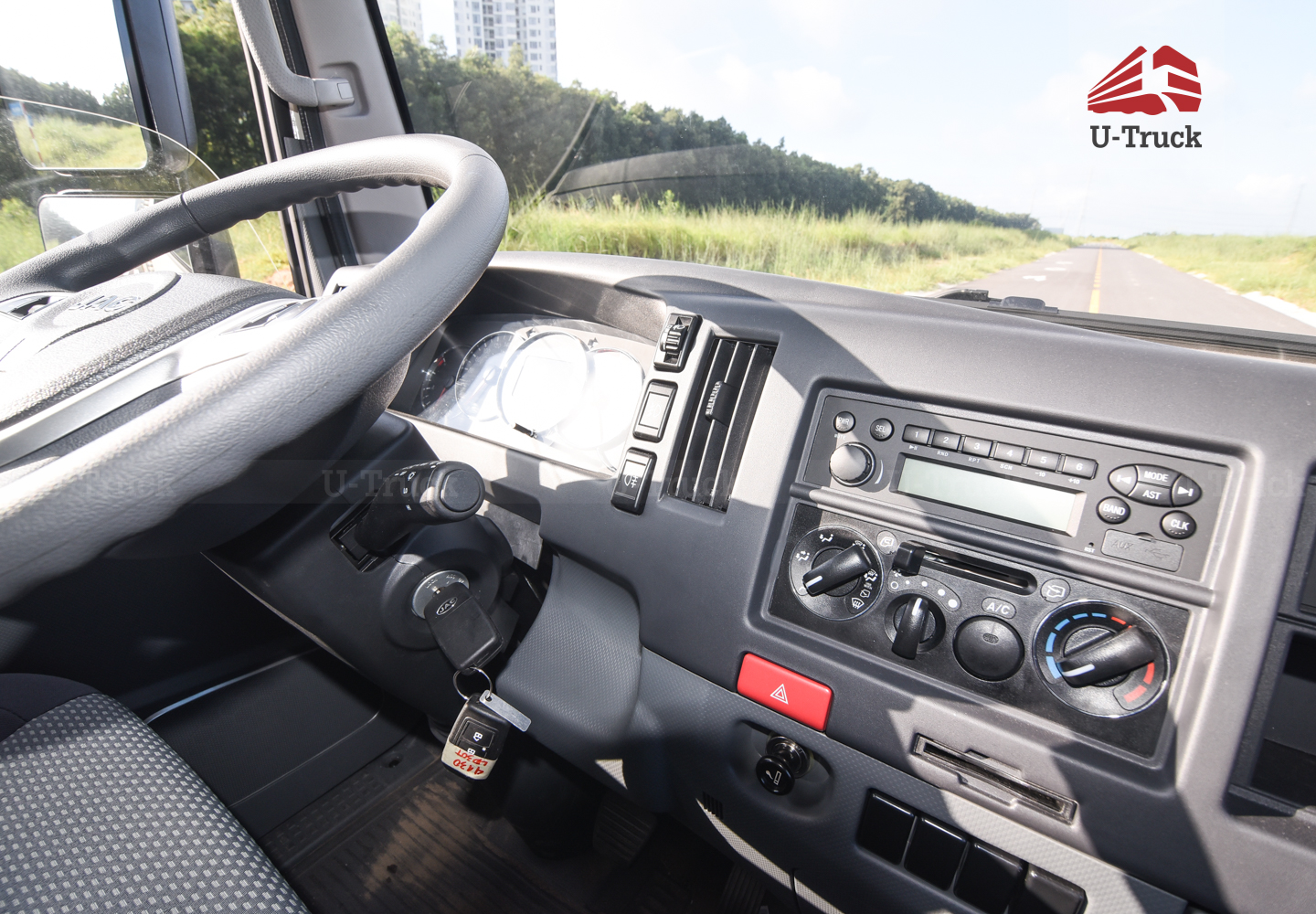 Xe tải JAC N350S 4X2 Thùng kín