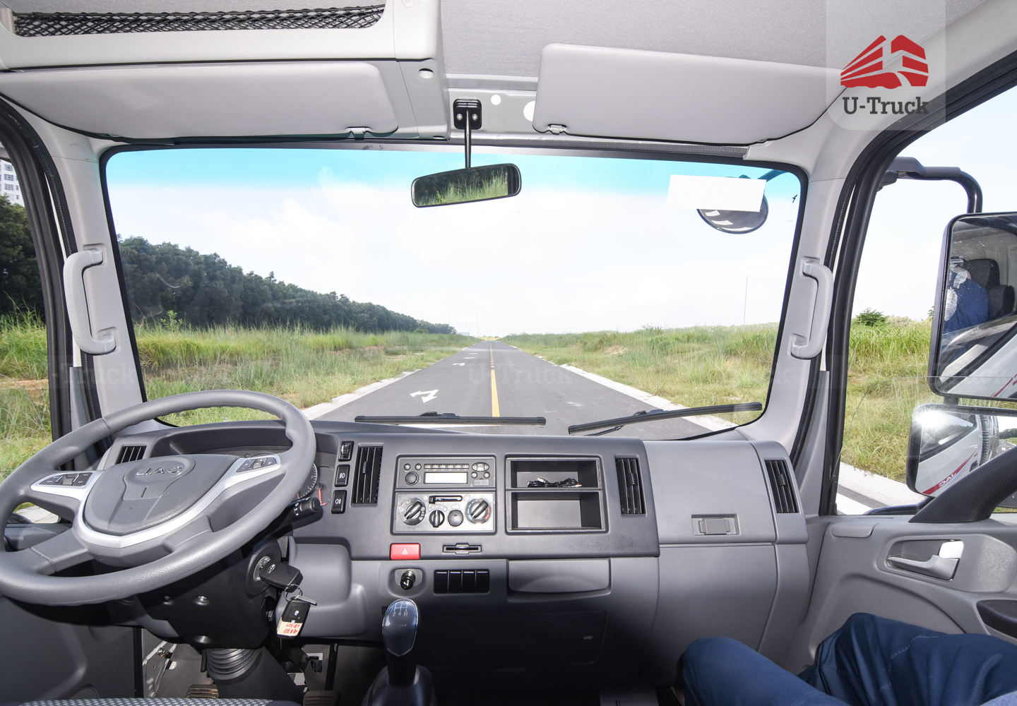 Xe tải JAC N350S 4X2 Thùng kín