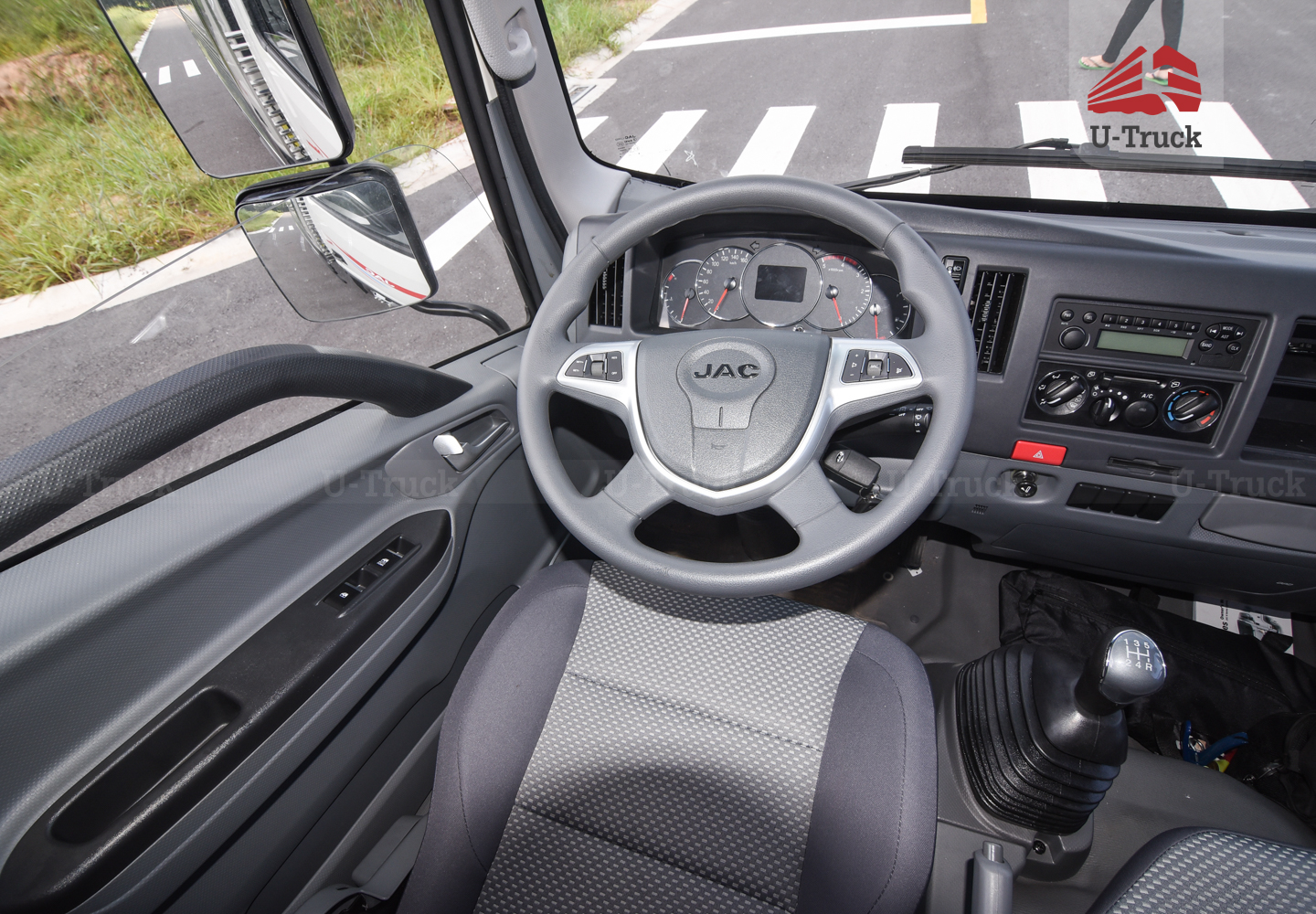 Xe tải JAC N350S 4X2 Thùng kín