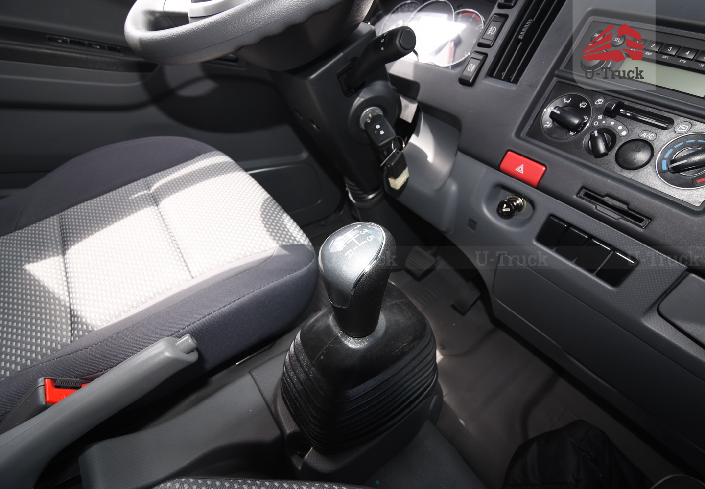 Xe tải JAC N350S Thùng bạt 3T5