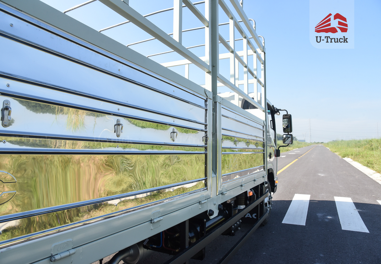 Xe tải JAC N350S Thùng bạt 3T5