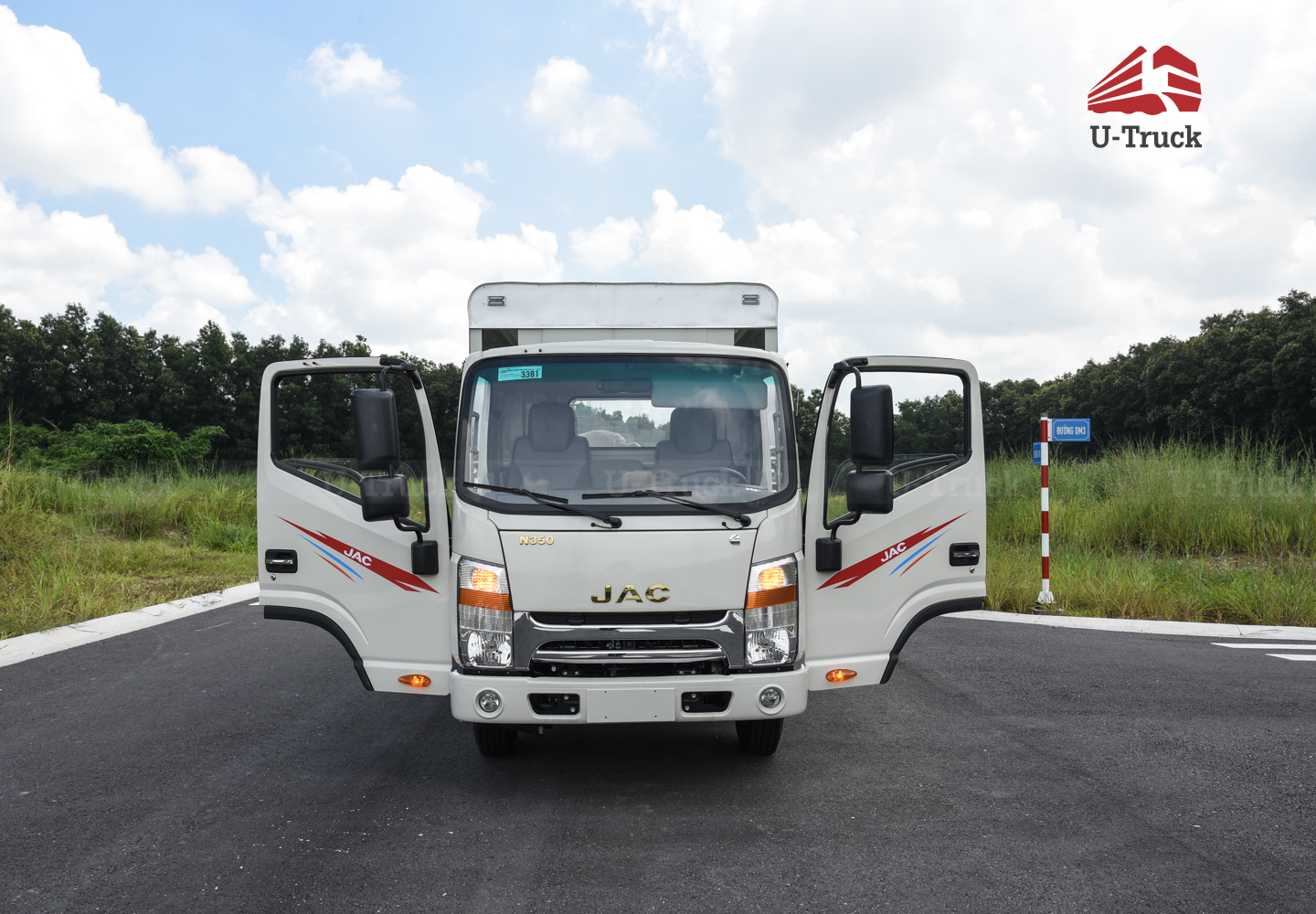 Xe tải JAC N350S Thùng trường lái 3T6