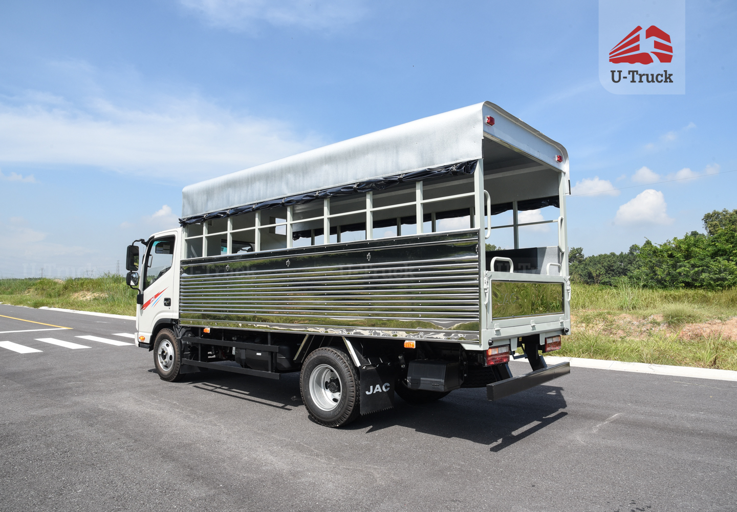 Xe tải JAC N350S Thùng trường lái 3T6