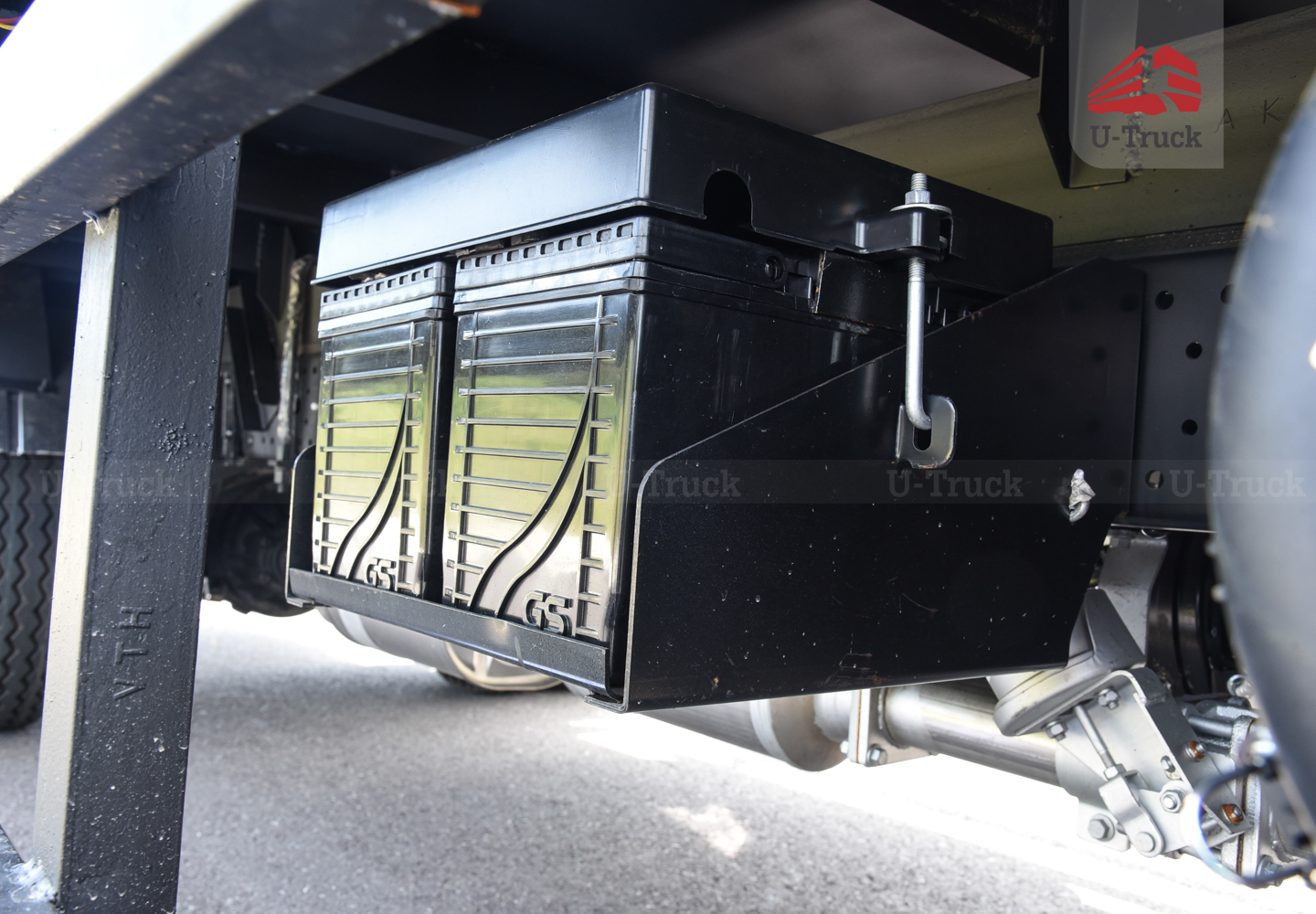 Xe tải JAC N350S Thùng trường lái 3T6