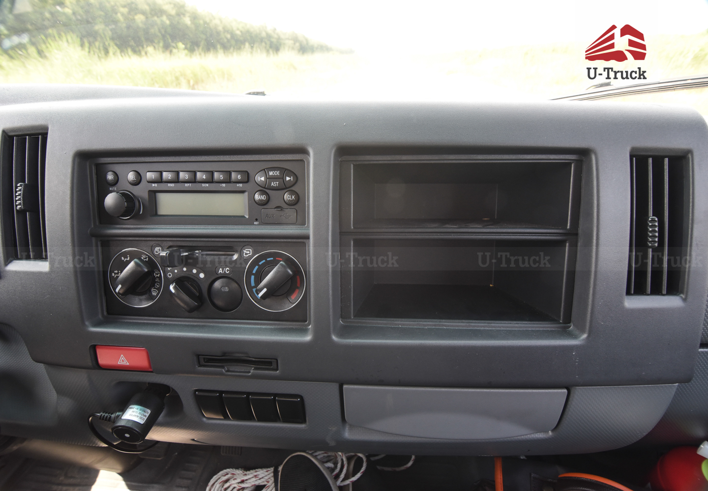 Xe tải JAC N350S Thùng trường lái 3T6