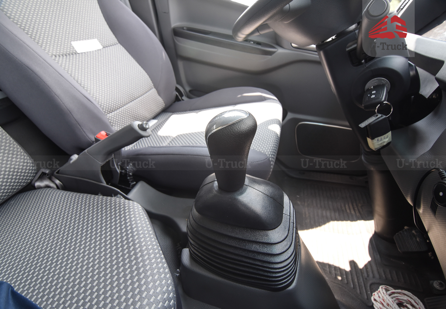 Xe tải JAC N350S Thùng trường lái 3T6