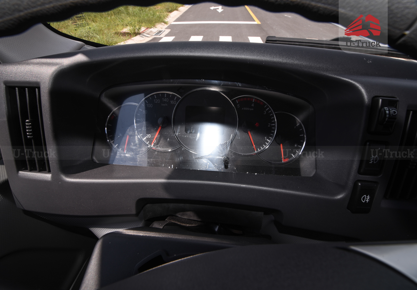 Xe tải JAC N350S Thùng trường lái 3T6