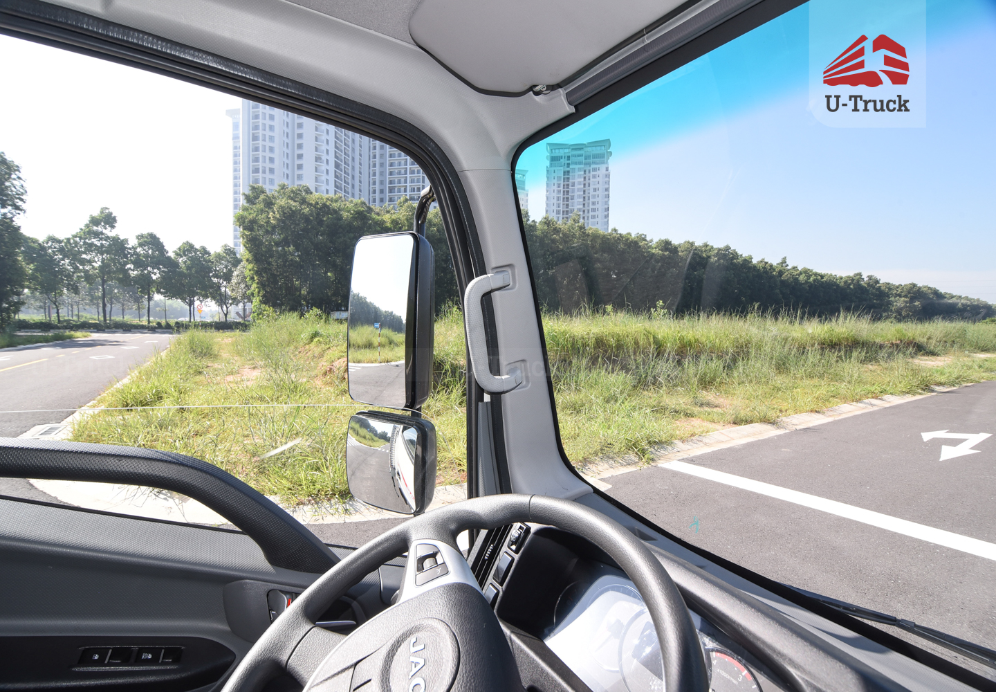 Xe tải JAC N650S Plus Thùng bạt 6T6