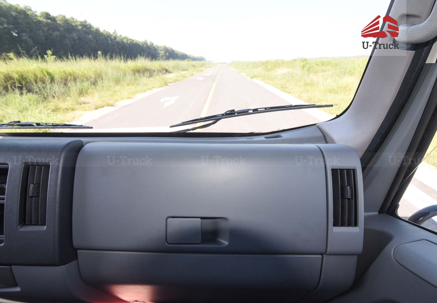 Xe tải JAC N650S Plus Thùng bạt 6T6