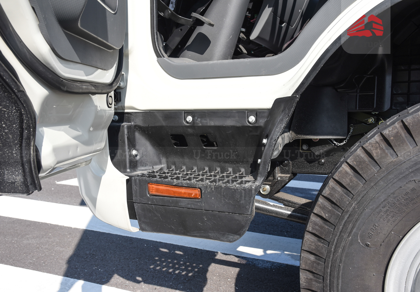 Xe tải JAC N650S Plus Thùng bạt 6T6