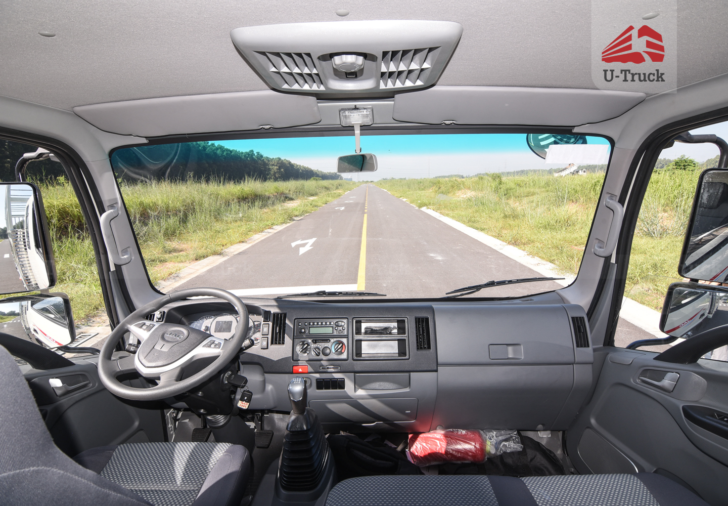 Xe tải JAC N650S Plus Thùng bạt 6T6