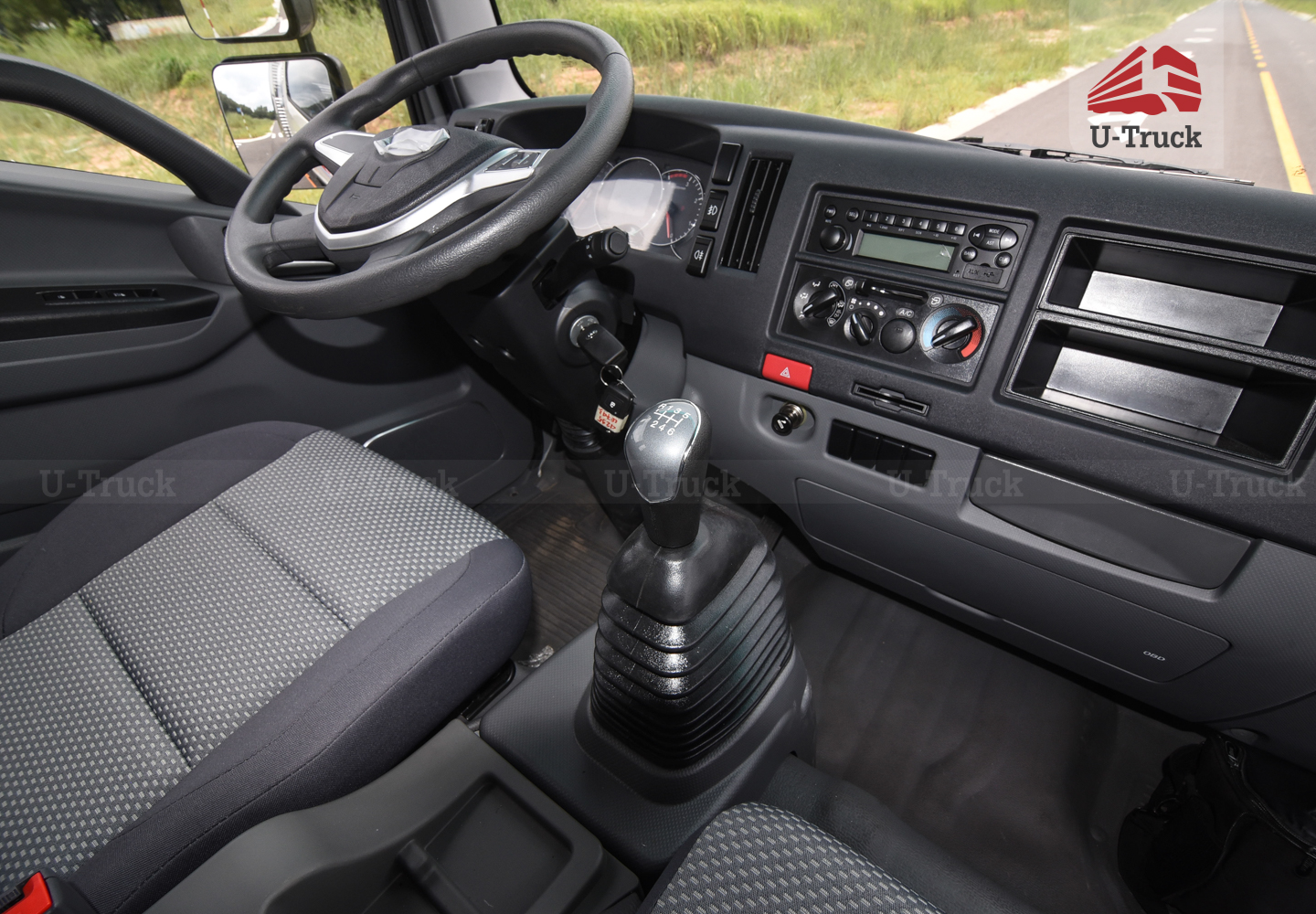 Xe tải JAC N680 Thùng kín 6T4