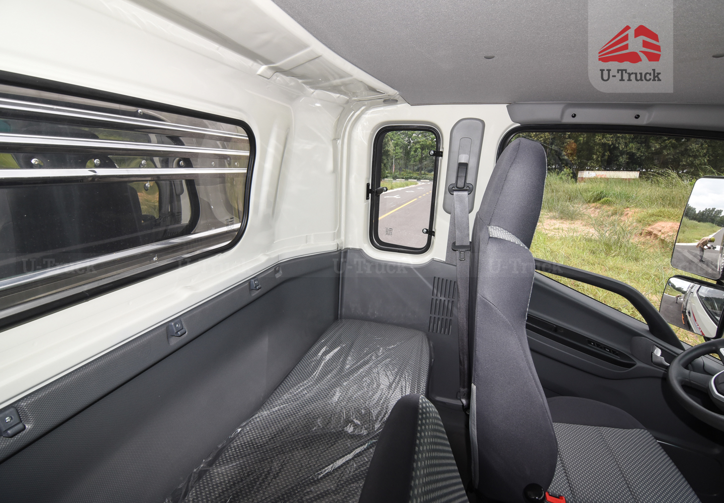 Xe tải JAC N680 Thùng kín 6T4