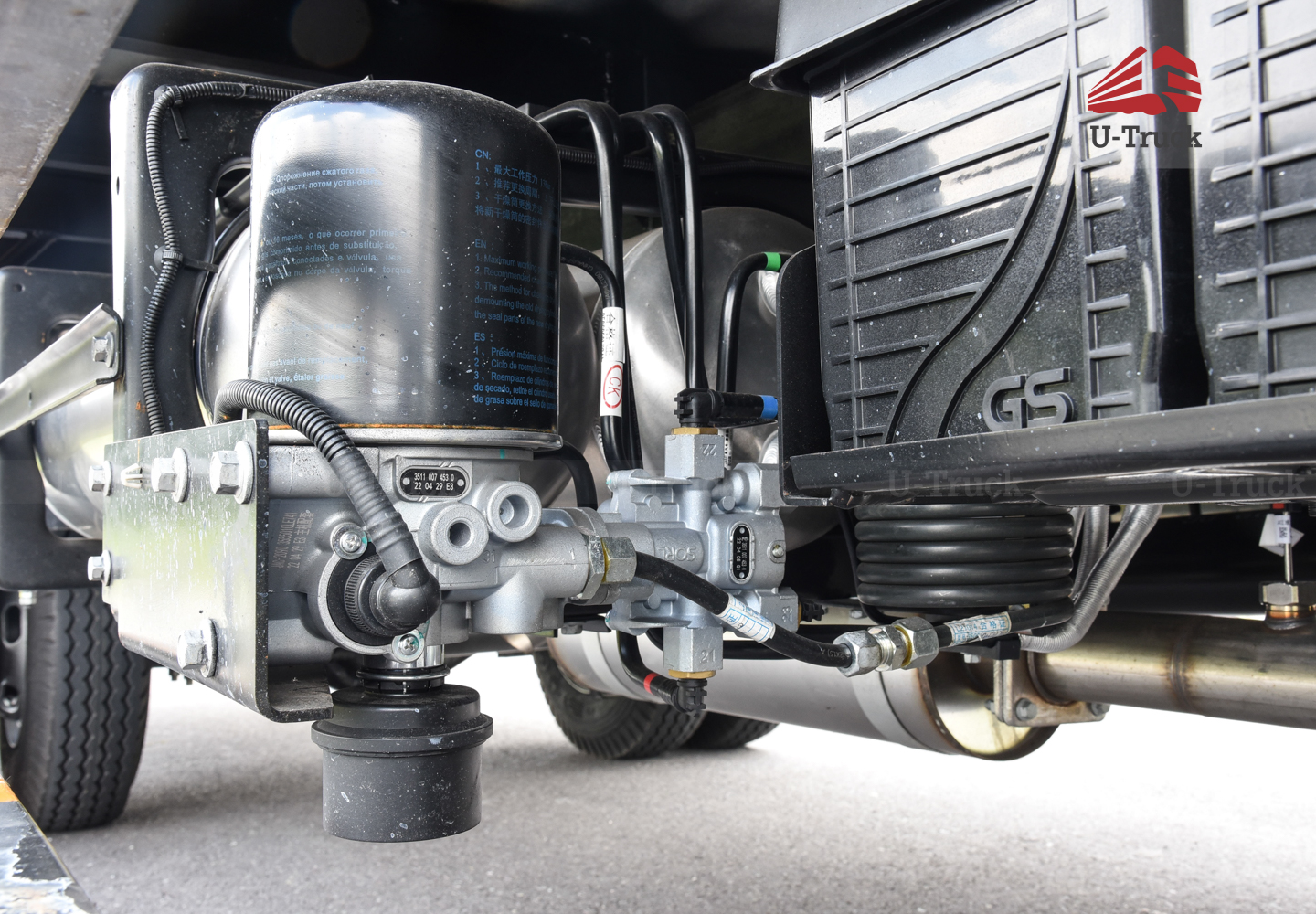 Xe tải JAC N680 Thùng kín 6T4