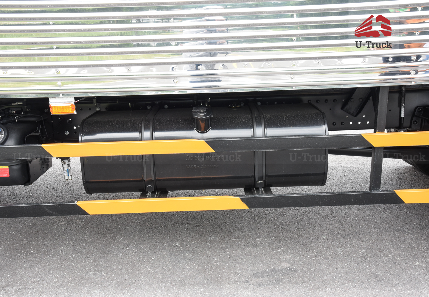 Xe tải JAC N680 Thùng kín 6T4