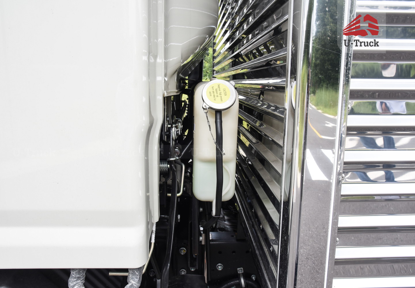 Xe tải JAC N680 Thùng kín 6T4