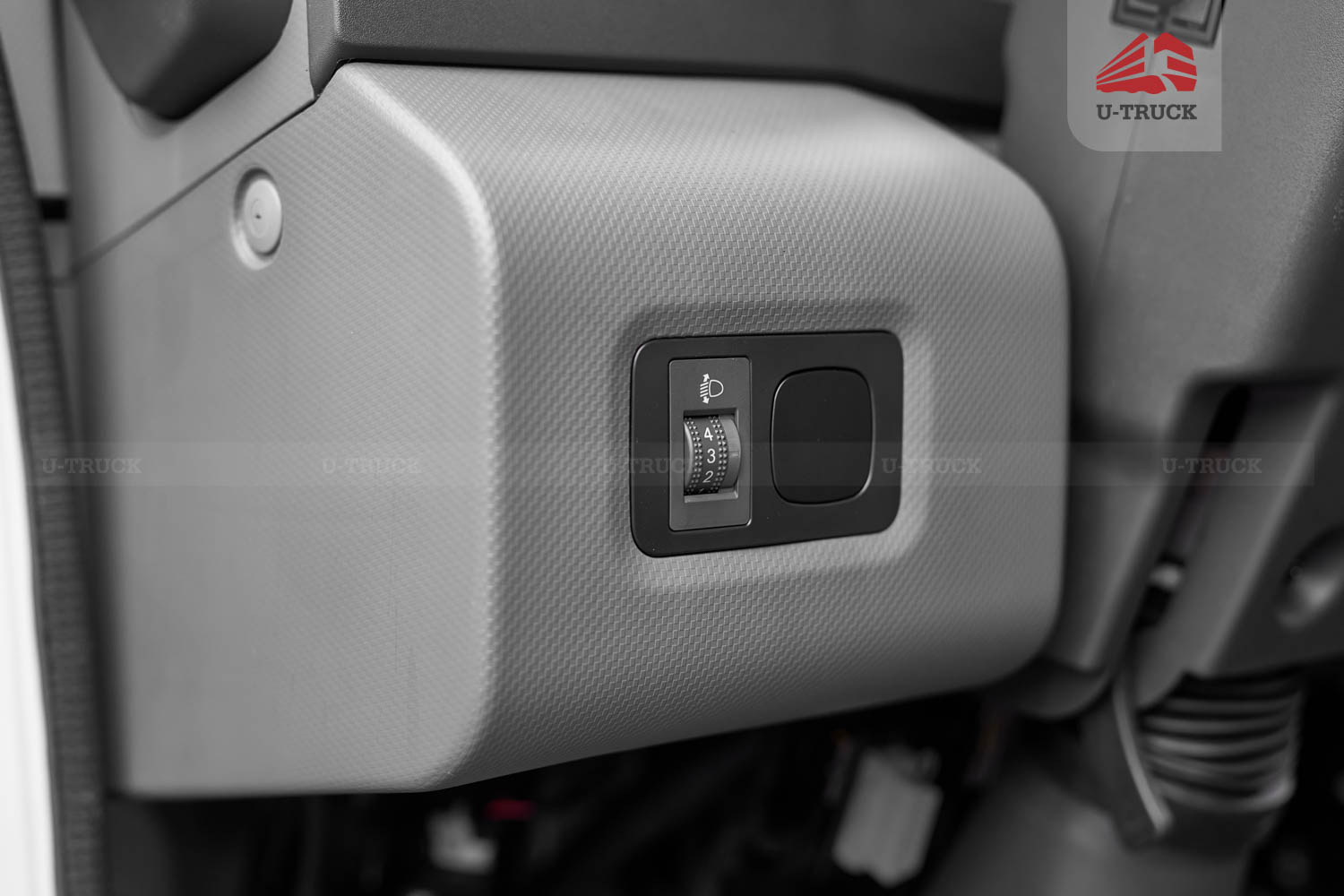 Xe tải JAC N800 Plus E5 thùng bạt