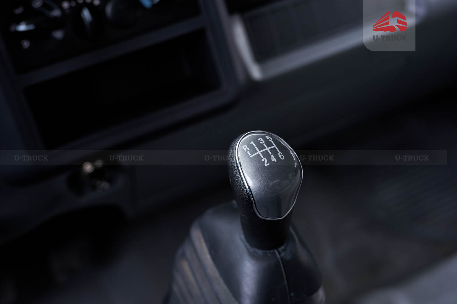 Xe tải JAC N800 Plus E5 thùng bạt