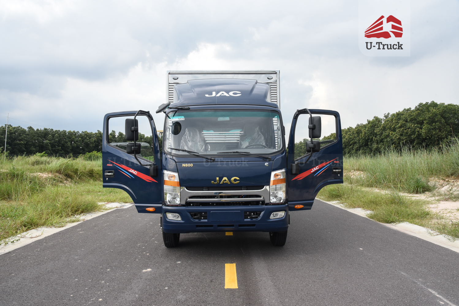 Xe tải JAC N800S Plus Thùng kín 8T1