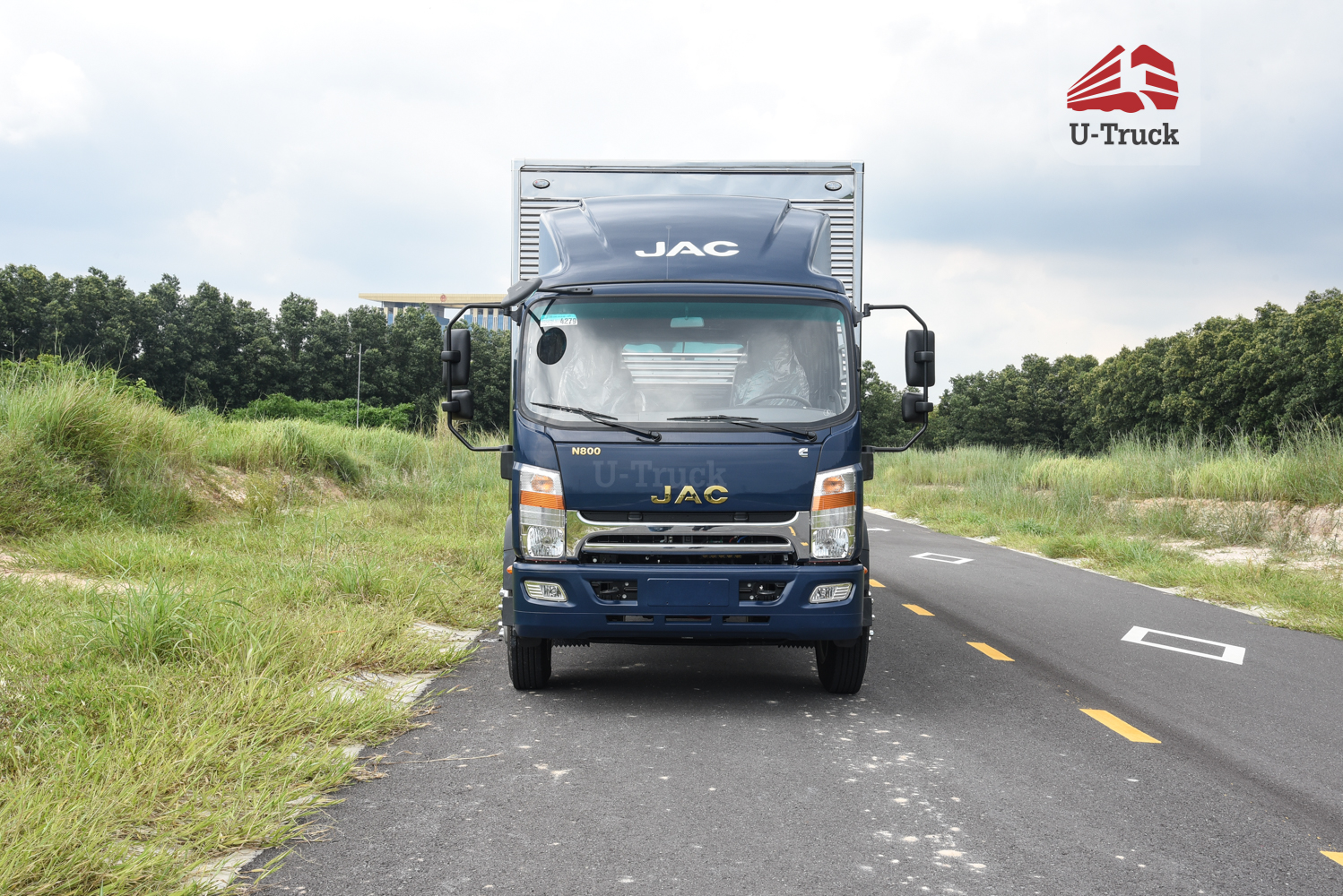 Xe tải JAC N800S Plus Thùng kín 8T1