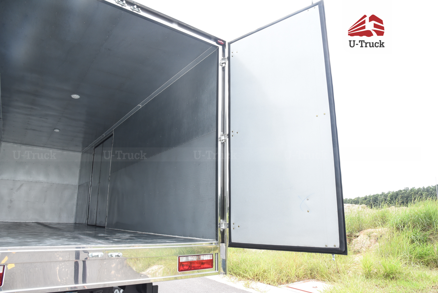 Xe tải JAC N800S Plus Thùng kín 8T1