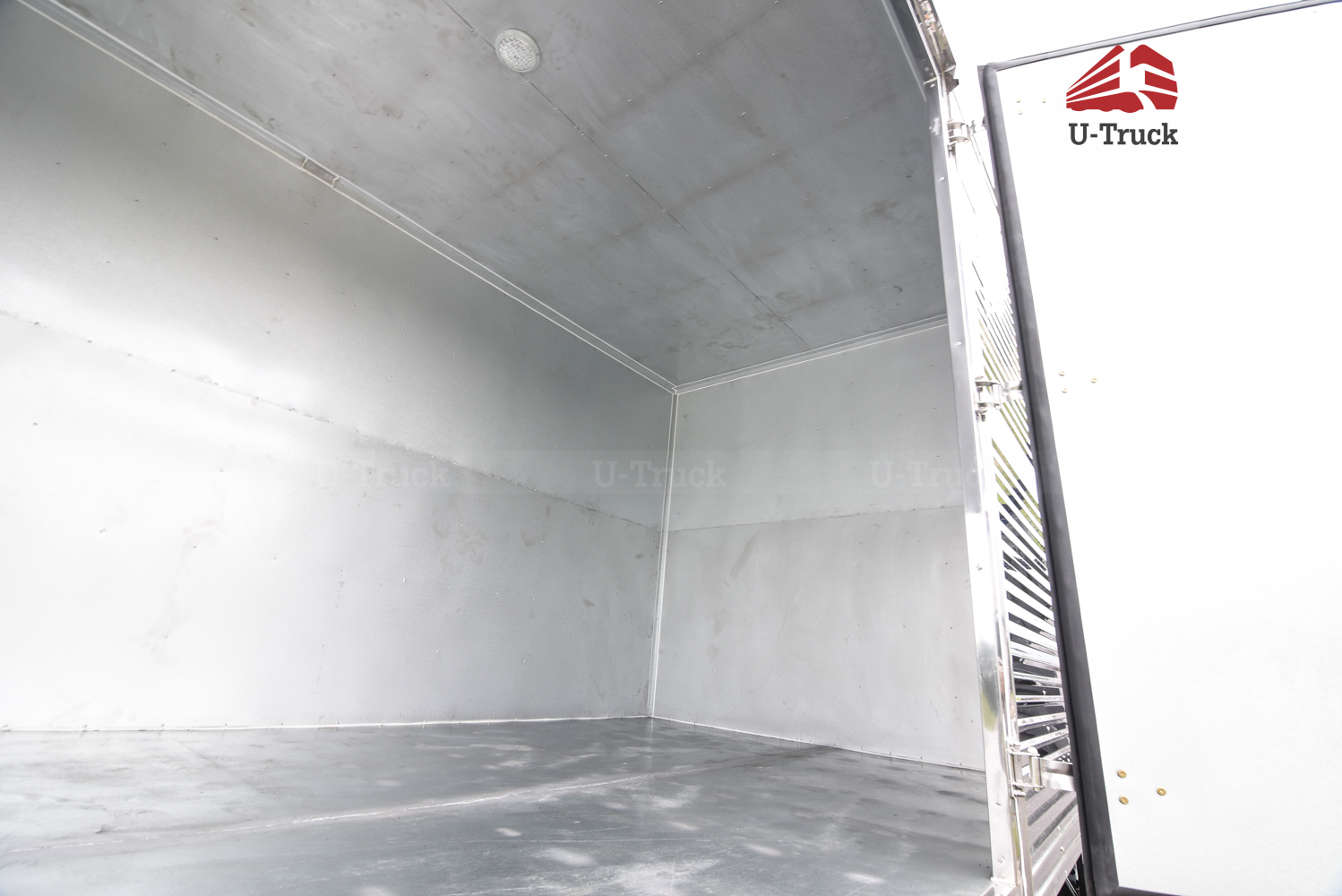 Xe tải JAC N800S Plus Thùng kín 8T1