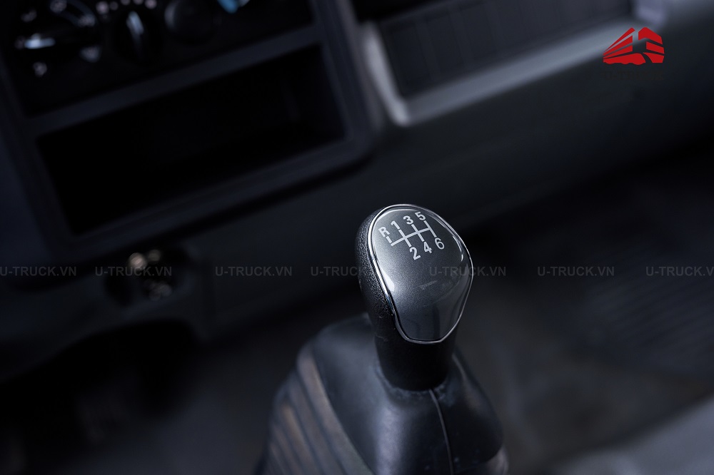 Xe tải JAC N900 PLUS E5 thùng kín