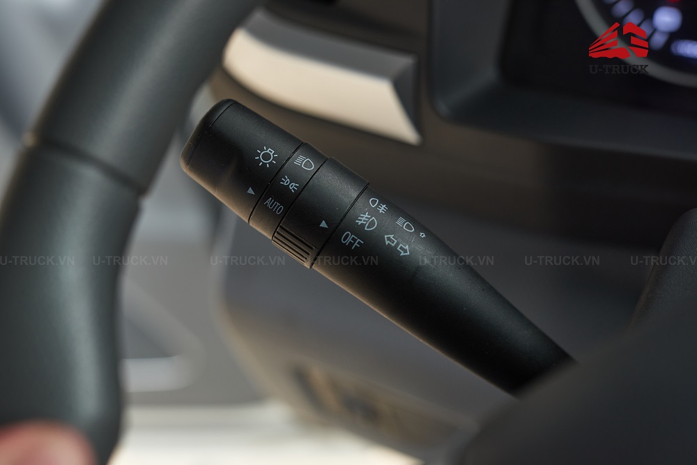 Xe tải JAC N900 PLUS E5 thùng kín