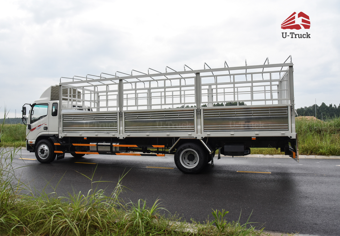 Xe tải JAC N900 Plus 4×2 khung mui 9T1