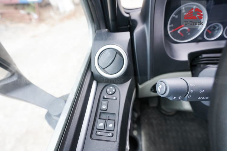 Xe tải HOWO NX 4×2 khung mui 8M5