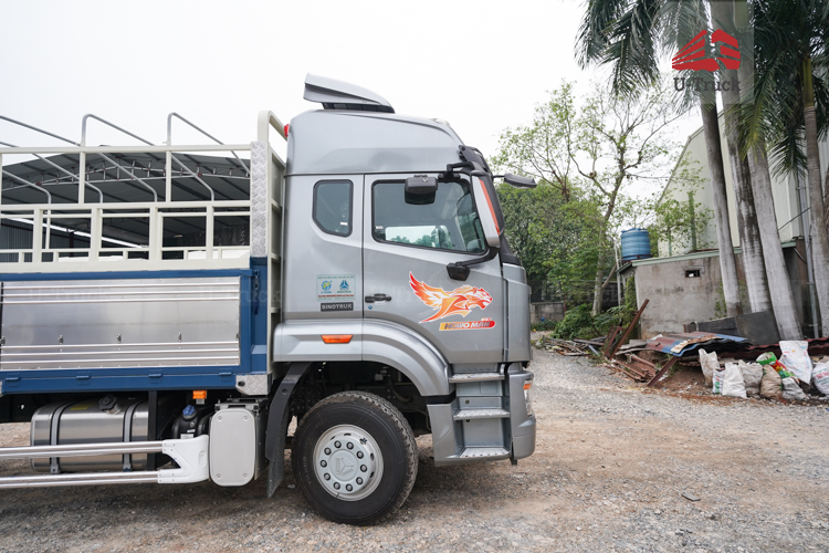 Xe tải HOWO NX 4×2 khung mui 8M5