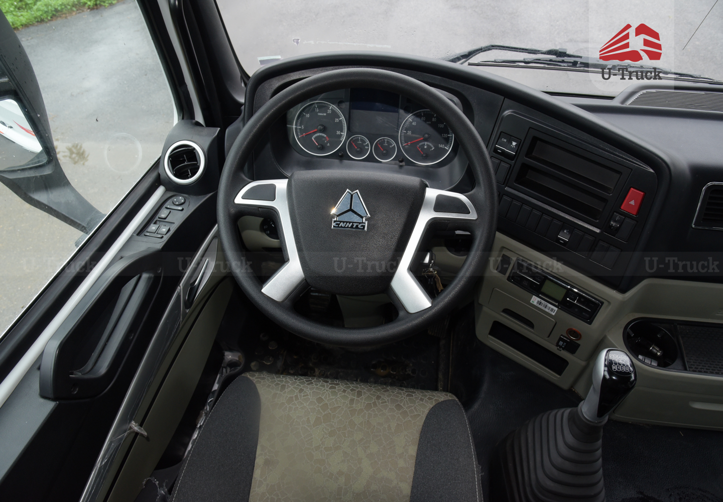 Xe xi téc HOWO NX 8×4 chở xăng 22M3