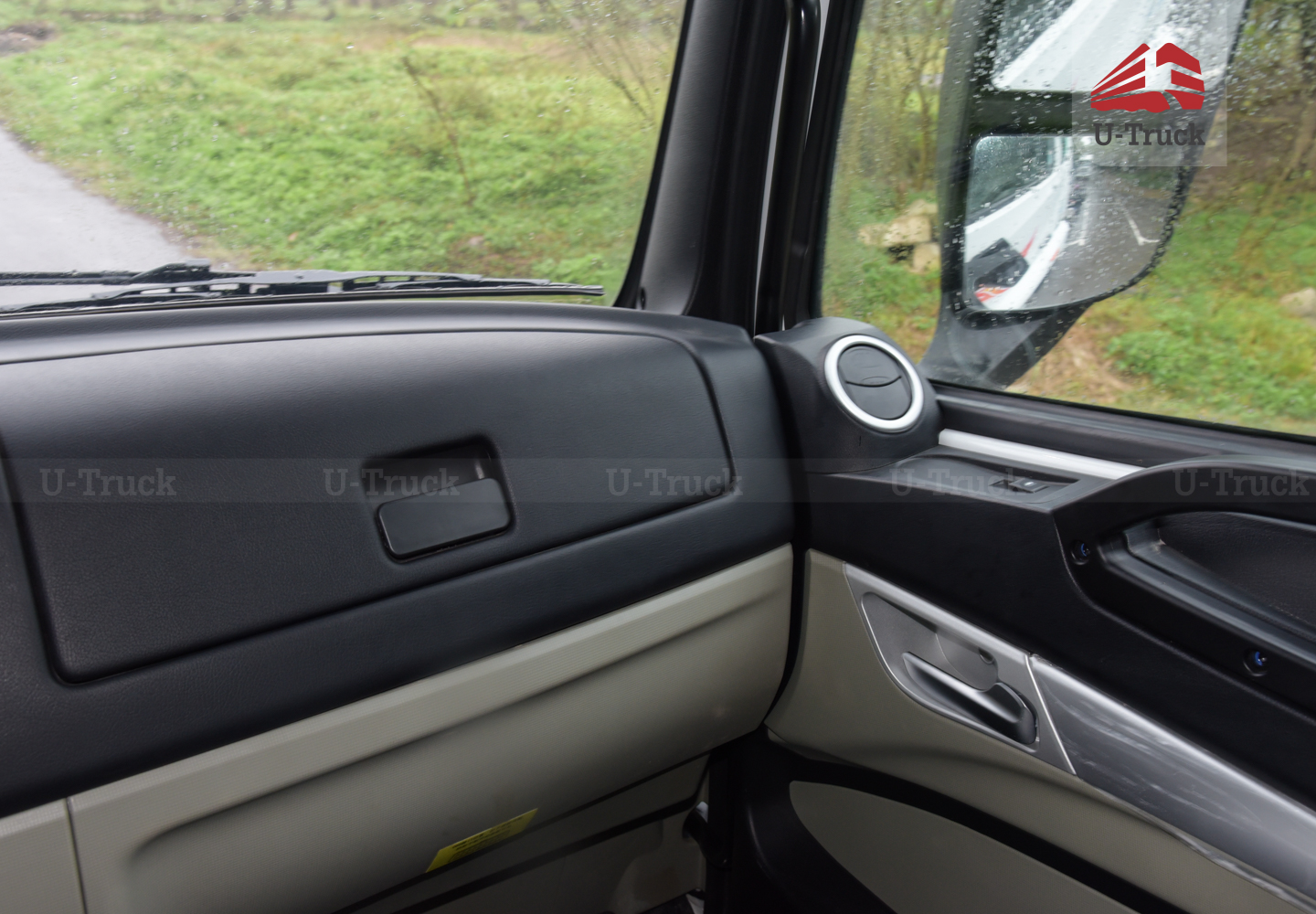 Xe xi téc HOWO NX 8×4 chở xăng 22M3