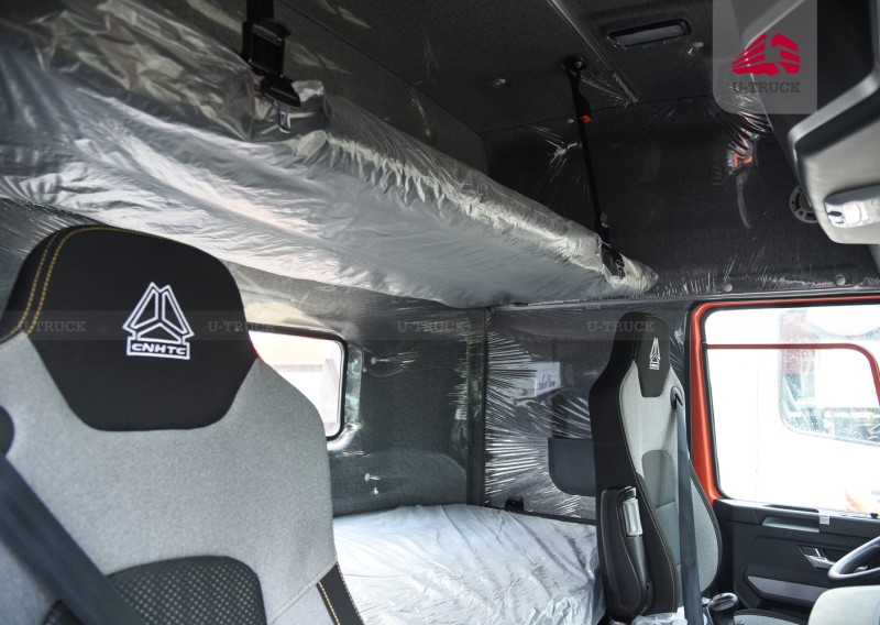 Xe đầu kéo HOWO V7X 440 cầu dầu