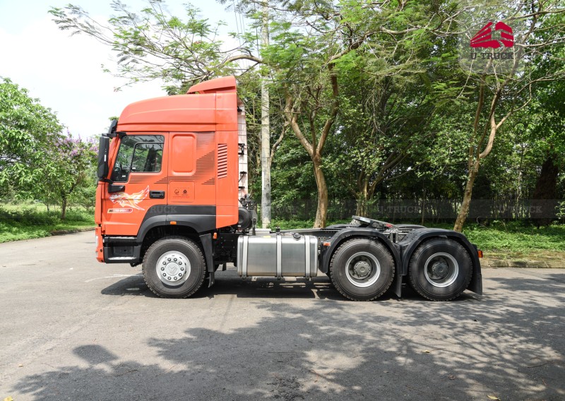 Xe đầu kéo HOWO V7X 440 cầu dầu