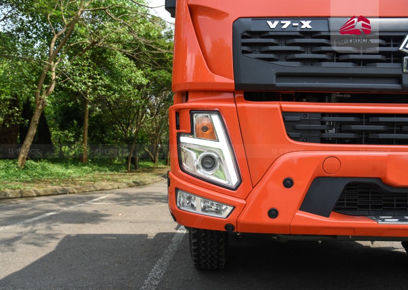 Xe đầu kéo HOWO V7X 440 cầu dầu