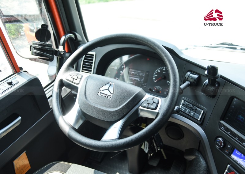 Xe đầu kéo HOWO V7X 440 cầu dầu