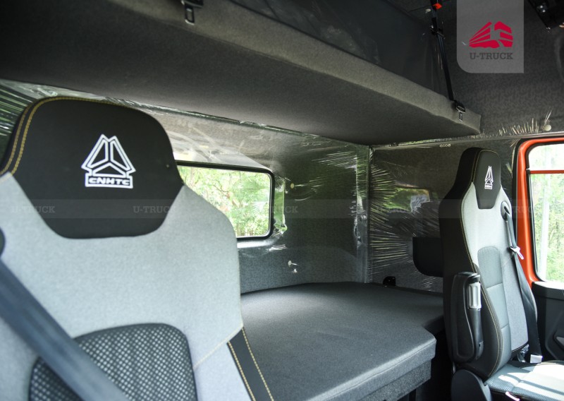 Xe đầu kéo HOWO V7X 440 cầu dầu