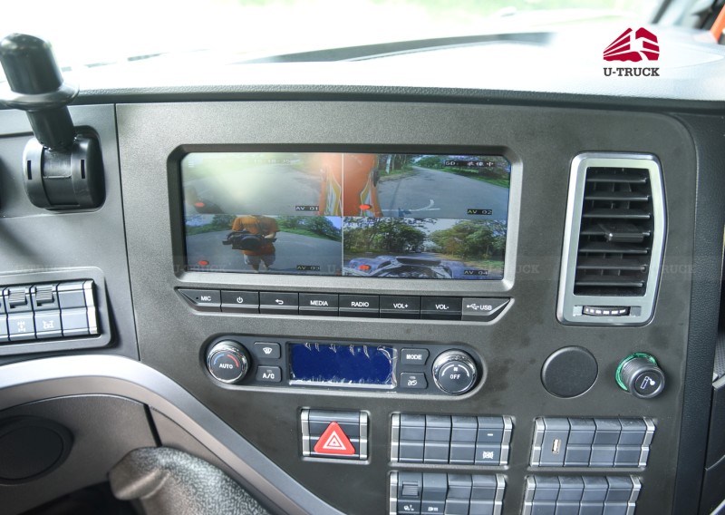 Xe đầu kéo HOWO V7X 440 cầu dầu