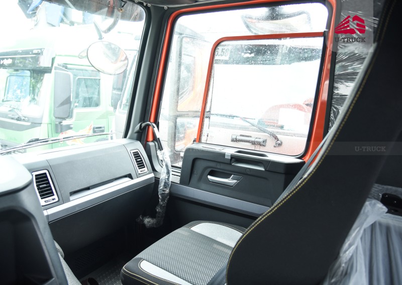 Xe đầu kéo HOWO V7X 440 cầu láp