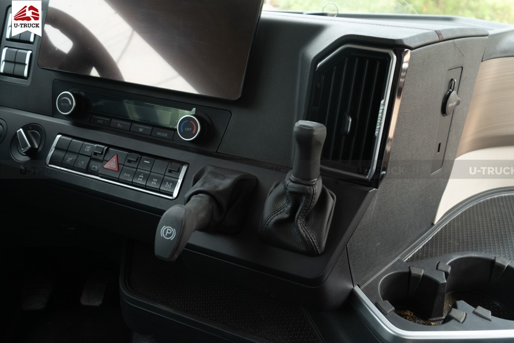 Xe đầu kéo điện SITRAK G7X EV