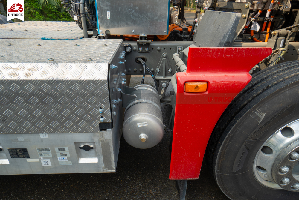 XE ĐẦU KÉO ĐIỆN SITRAK G7X EV CẦU LÁP