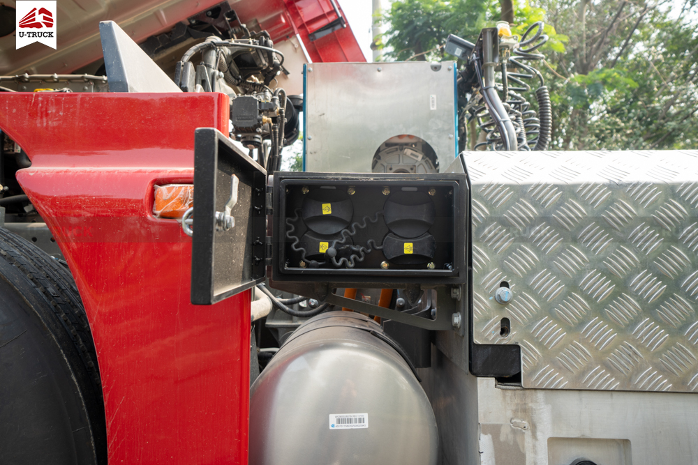 XE ĐẦU KÉO ĐIỆN SITRAK G7X EV CẦU LÁP